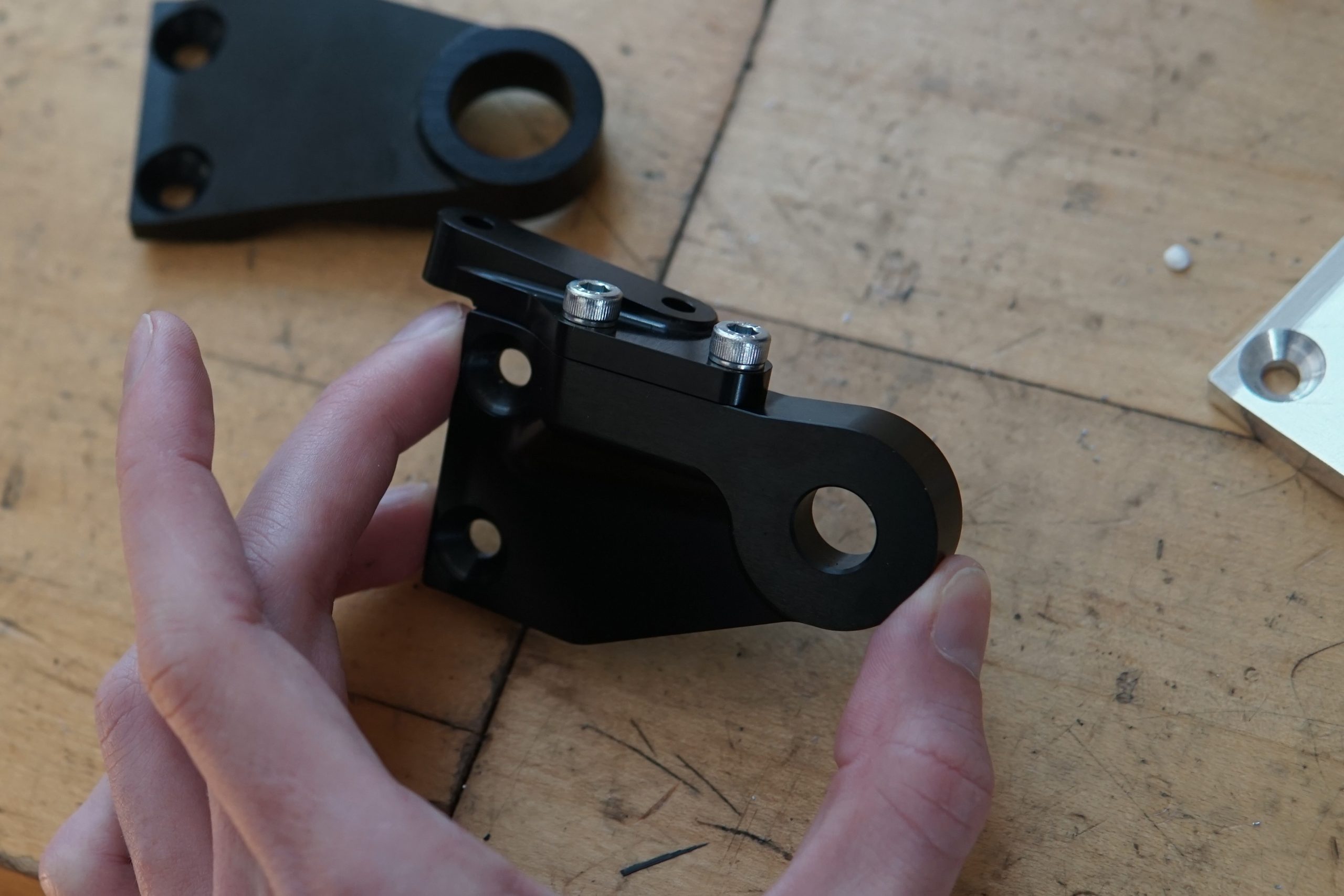 Brake caliper mount